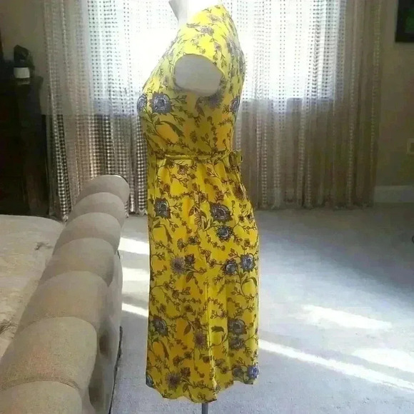 Banana Republic Petite Wrap Midi Dress - Picture 13 of 13